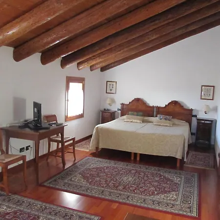 בית חווה Agriturismo Gallo Nero Grisignano di Zocco